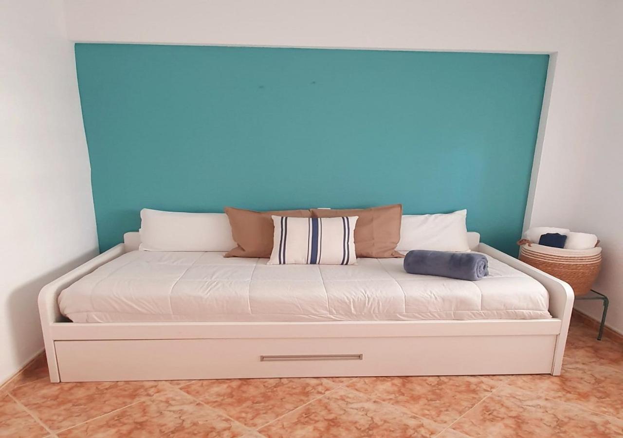 Monela Front Beach Solo Familias Playa de Gandia Exterior foto